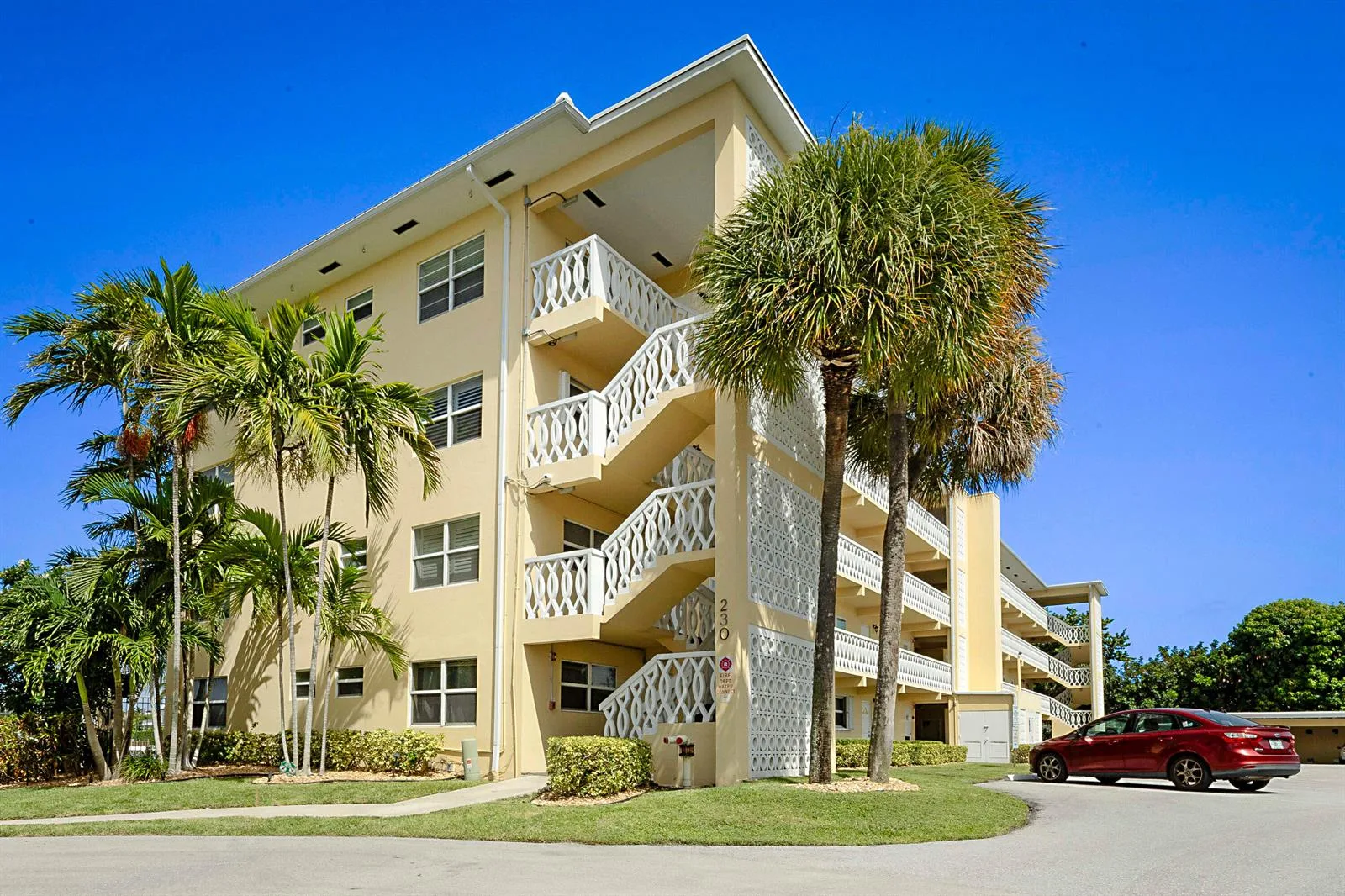 230 N Federal Hwy # 305, Deerfield Beach, FL 33441