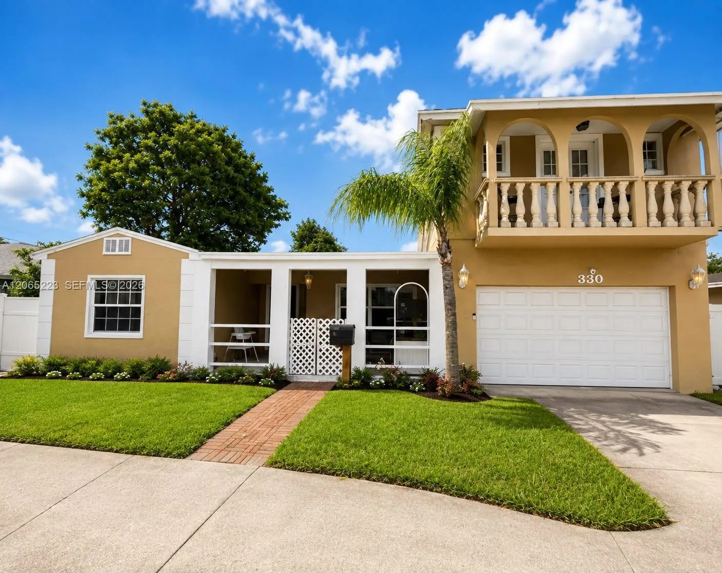 330 Cypress Dr, Lake Park, FL 33403