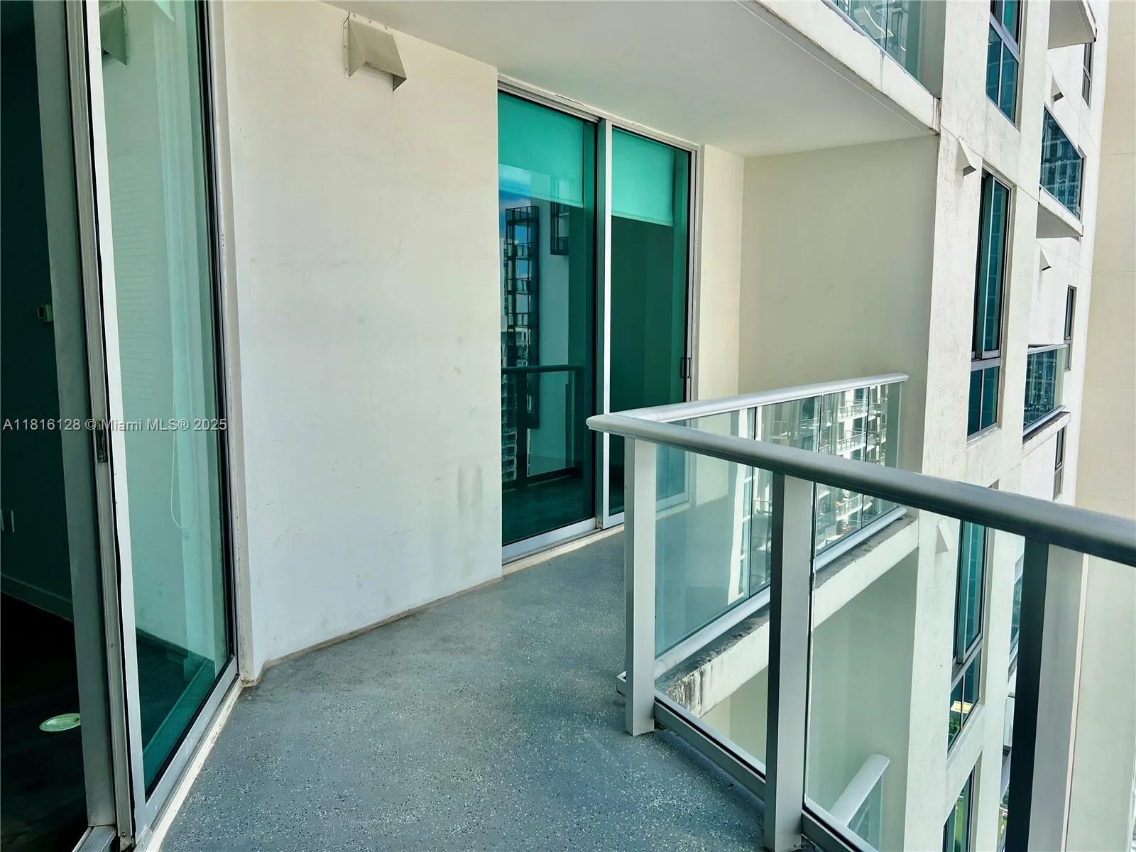 300 S Biscayne Blvd # 2705, Miami, FL 33131 photo 11