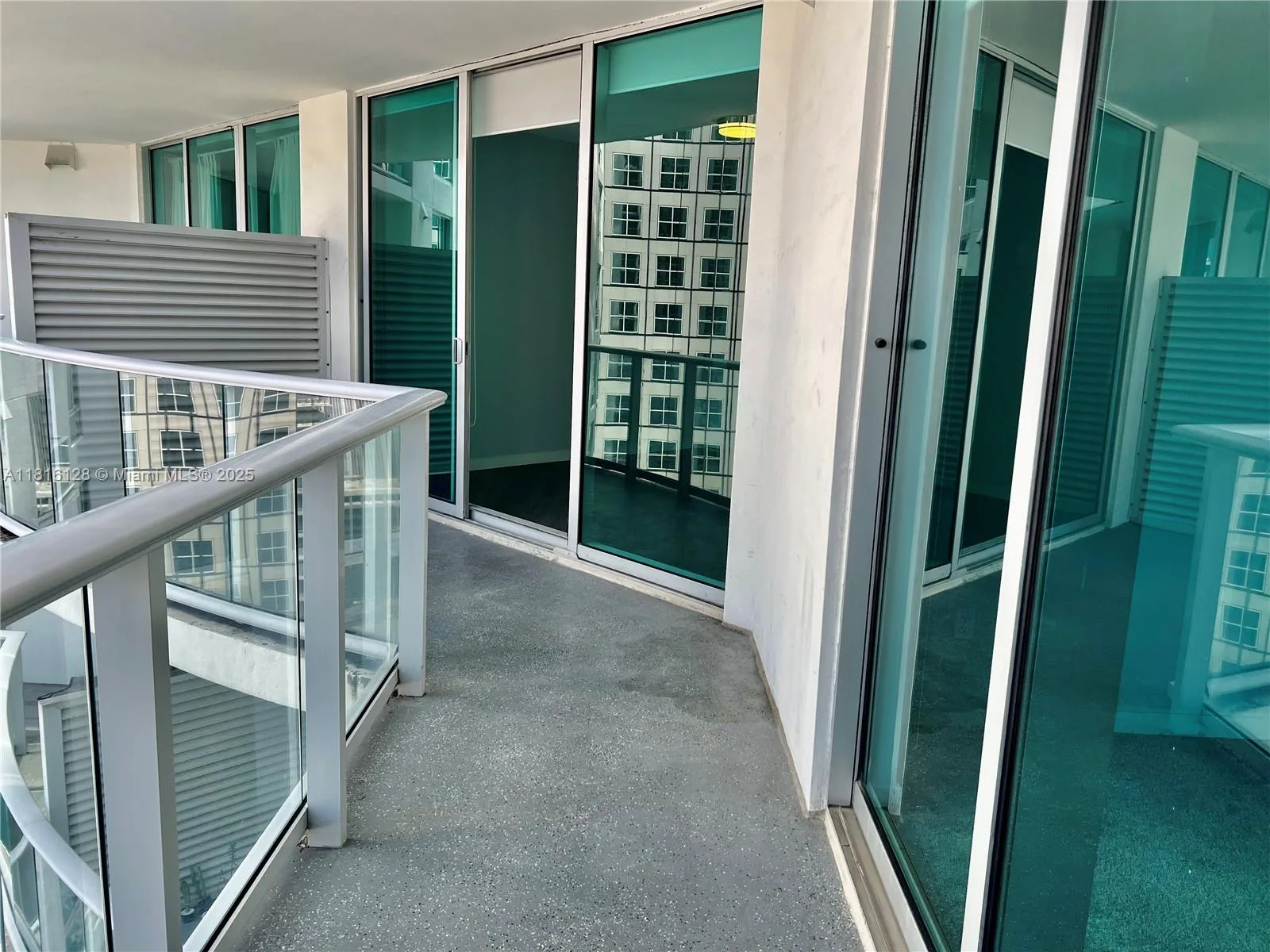 300 S Biscayne Blvd # 2705, Miami, FL 33131 photo 12