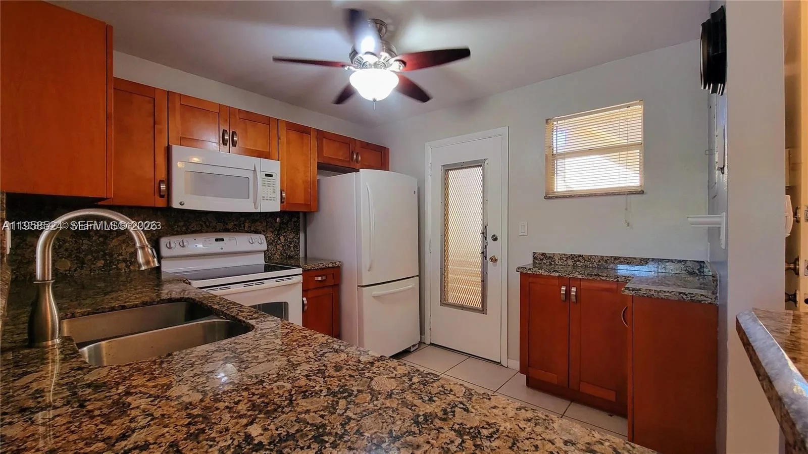 406 NW 68th Ave # 304, Plantation, FL 33317 photo 3