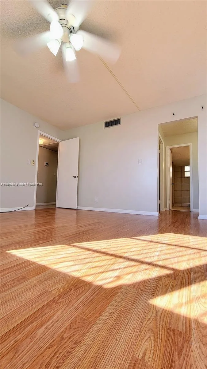406 NW 68th Ave # 304, Plantation, FL 33317 photo 8