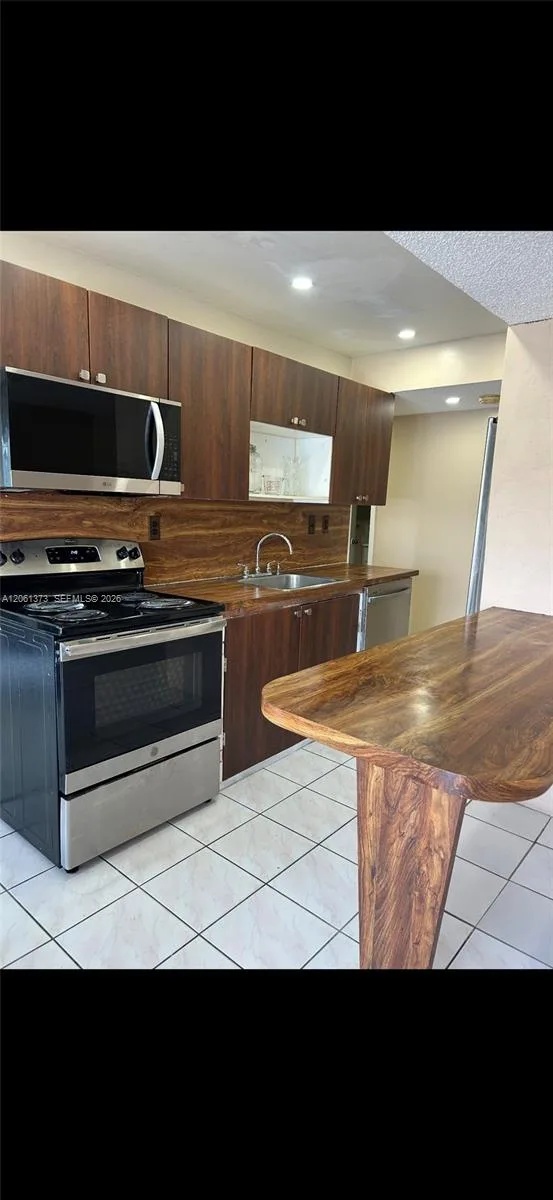 9340 W Flagler St # 104B, Miami, FL 33174 photo 5
