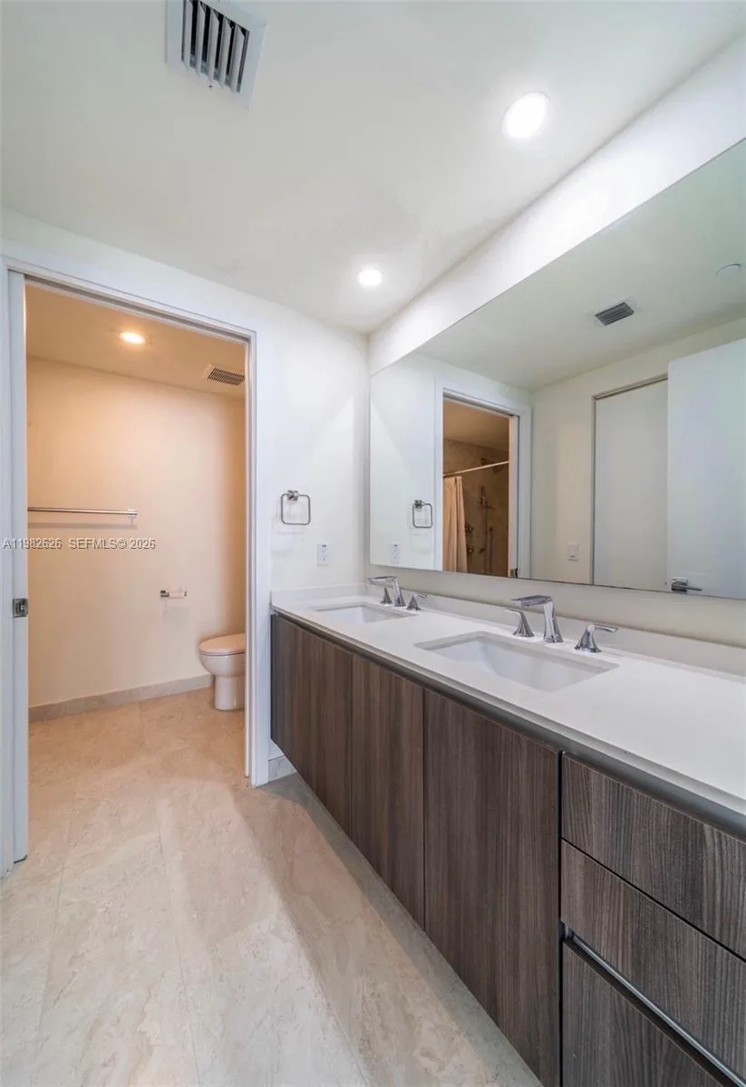 488 NE 18TH # 2703, Miami, FL 33132 photo 9