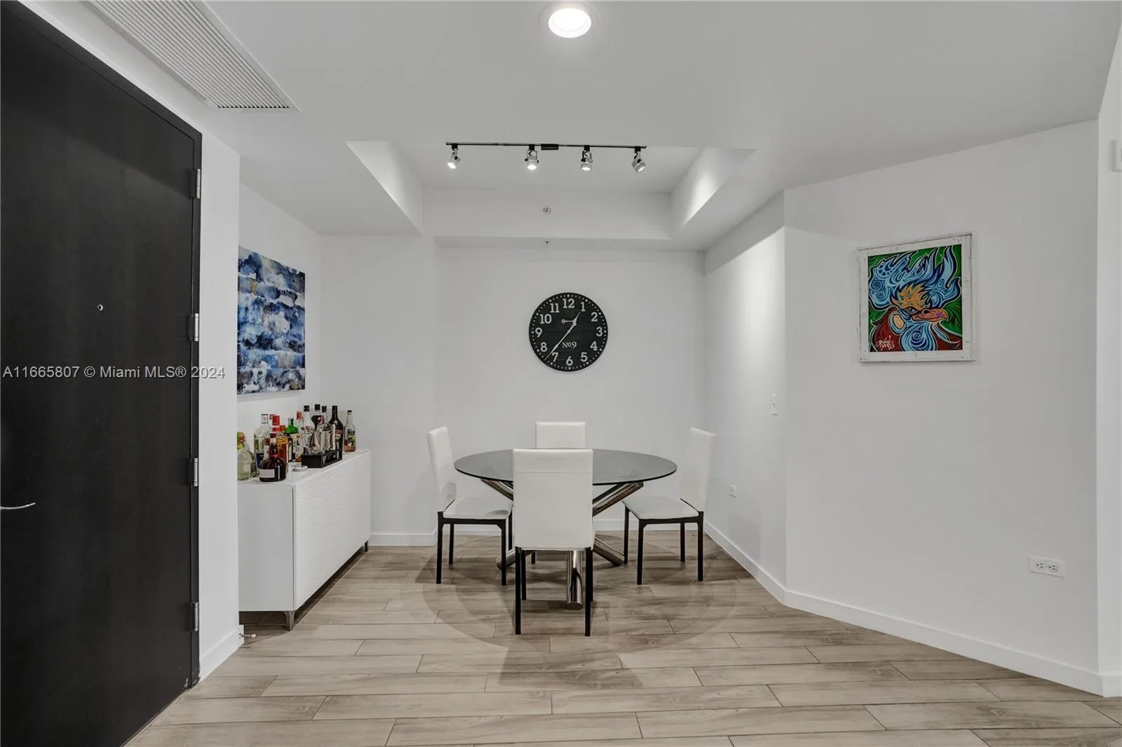 999 SW 1st Ave # 1807, Miami, FL 33130 photo 2