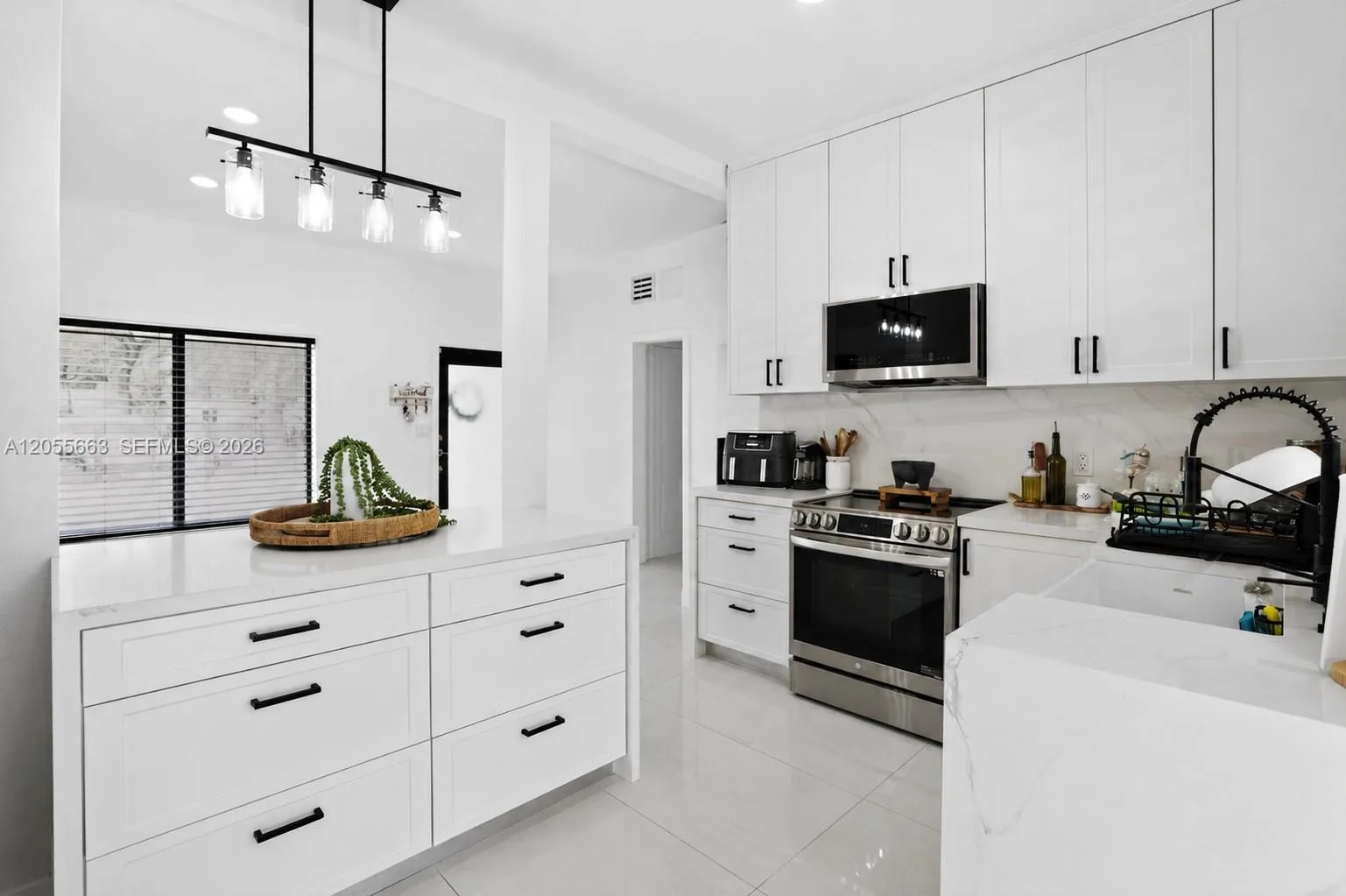 1220 NW 125th St, North Miami, FL 33167 photo 4