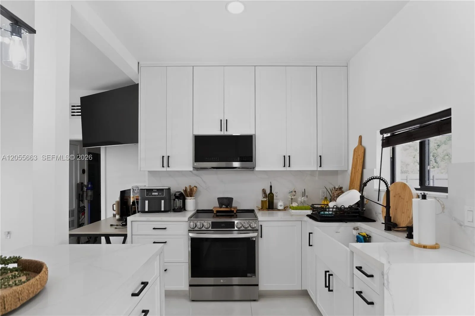 1220 NW 125th St, North Miami, FL 33167 photo 5