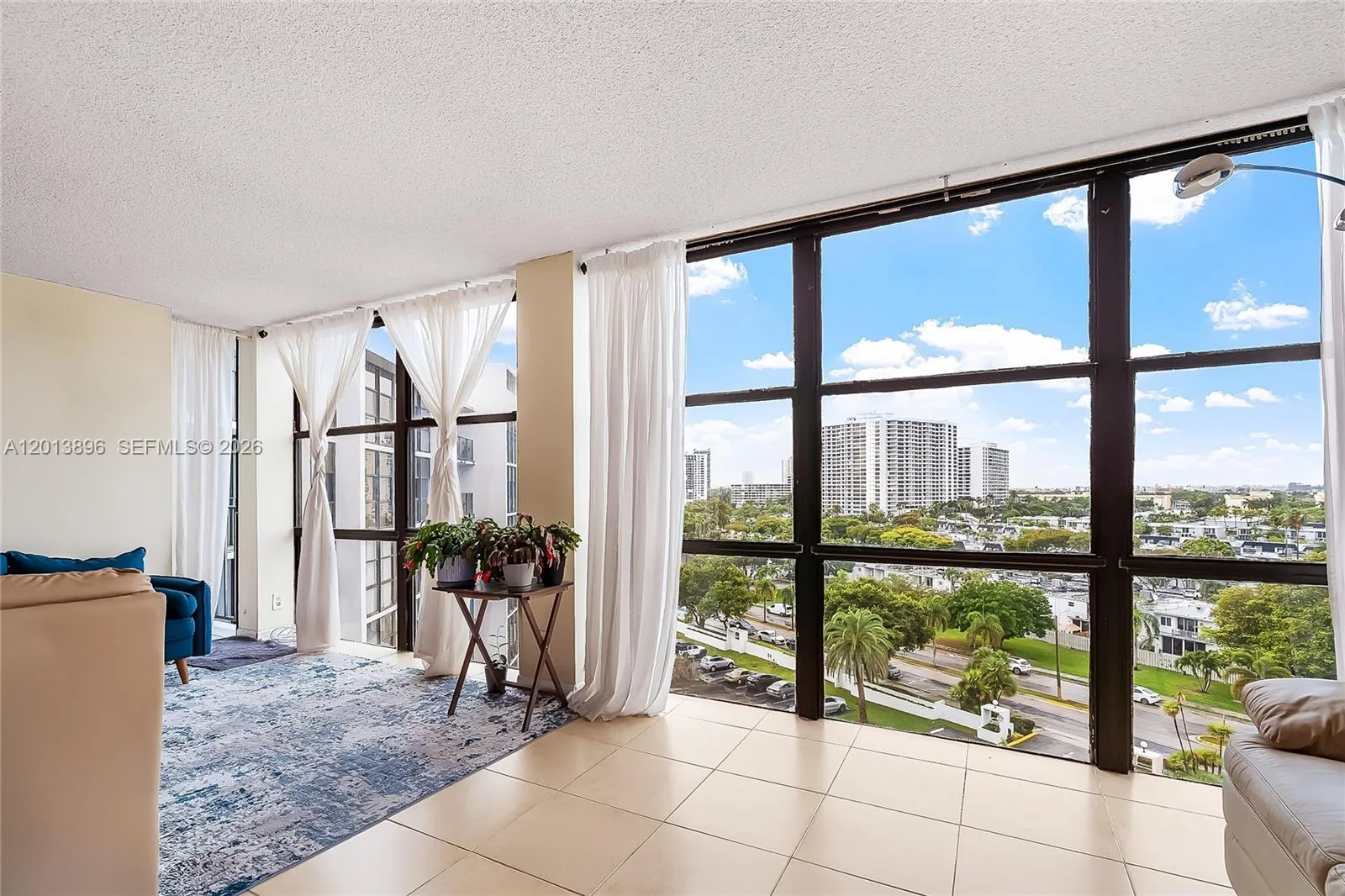 800 Parkview Dr # 901, Hallandale Beach, FL 33009 photo 4
