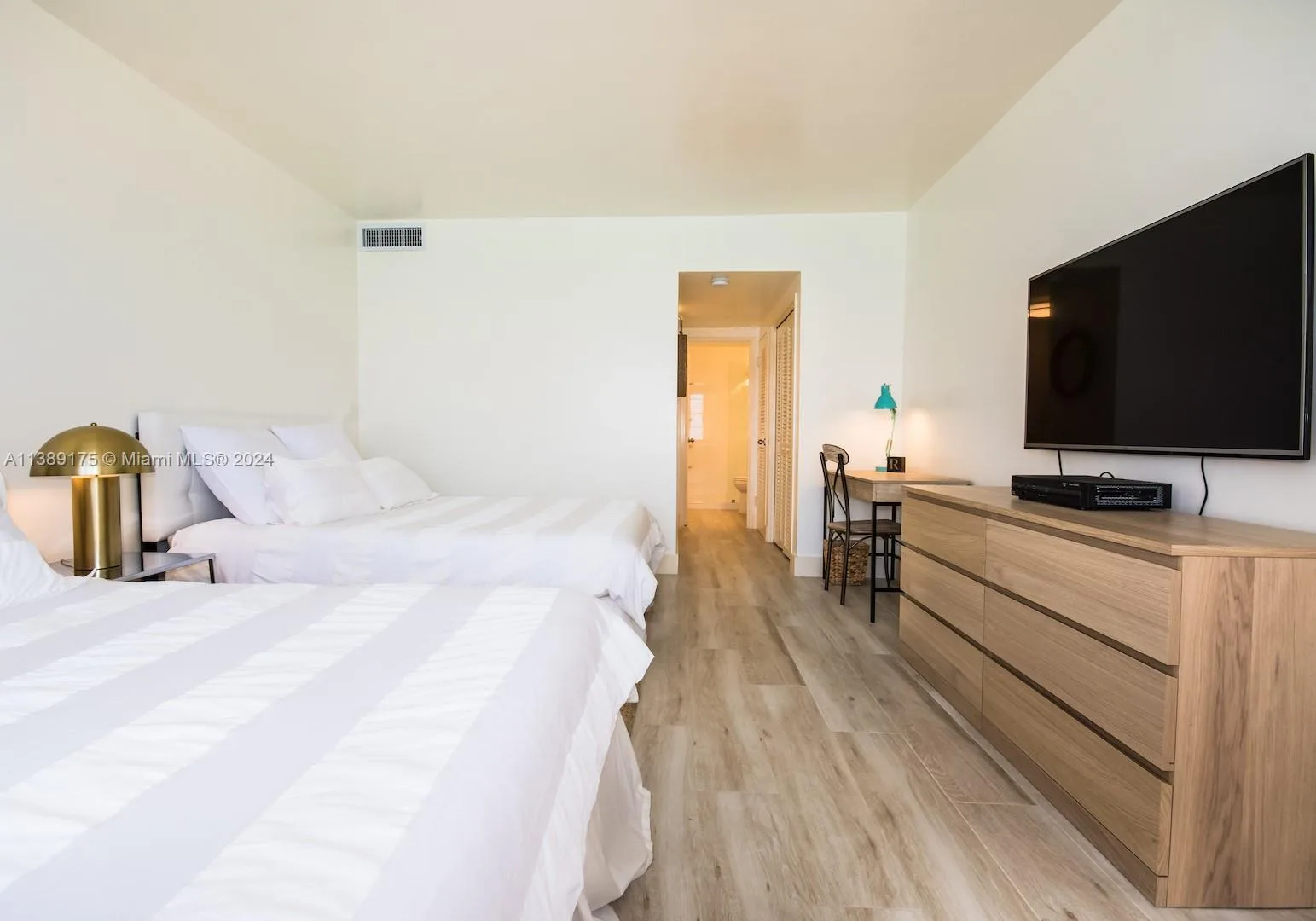 5601 Collins Ave # 1204, Miami Beach, FL 33140 photo 12