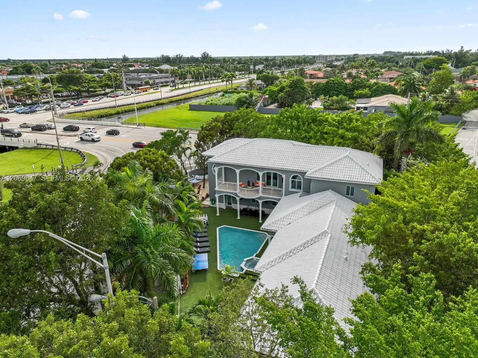 12141 Walsh Blvd, Miami, FL 33184 photo 6