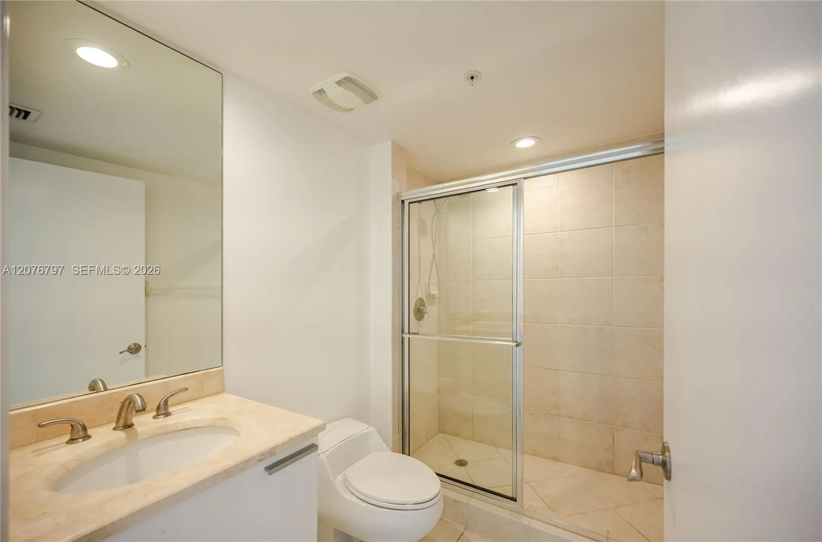 15051 Royal Oaks Ln # 2403, North Miami, FL 33181 photo 12