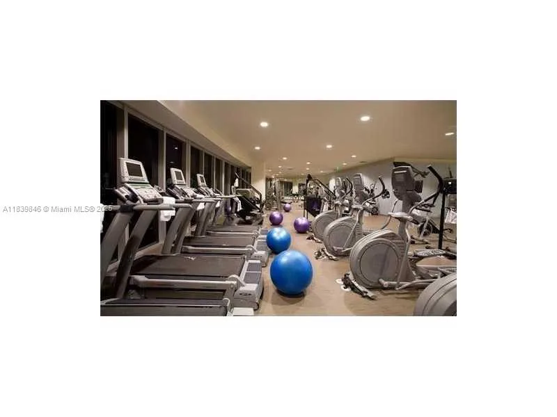 465 Brickell Ave # 5004, Miami, FL 33131 photo 11