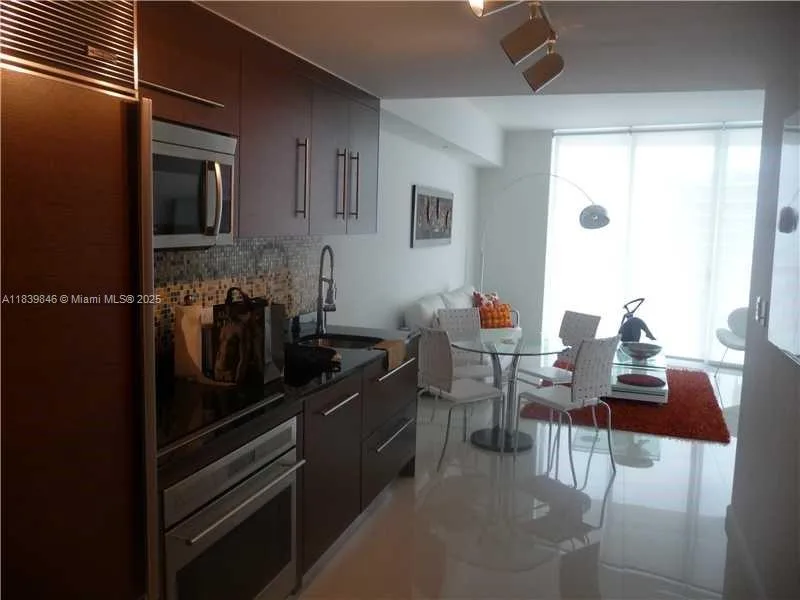 465 Brickell Ave # 5004, Miami, FL 33131 photo 4