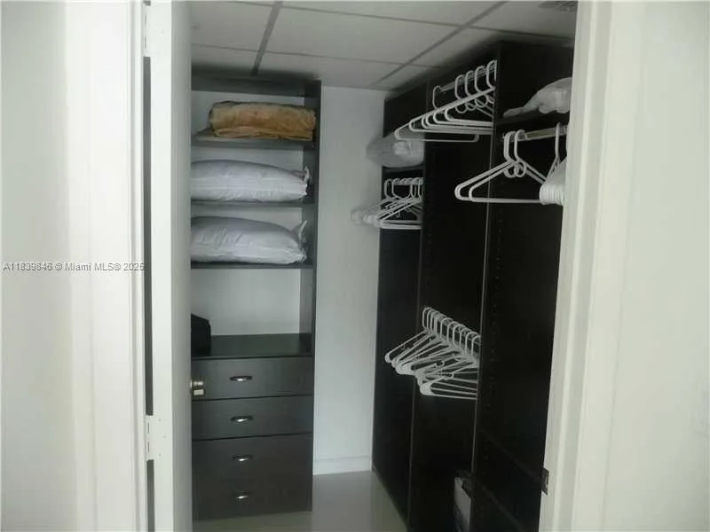 465 Brickell Ave # 5004, Miami, FL 33131 photo 8