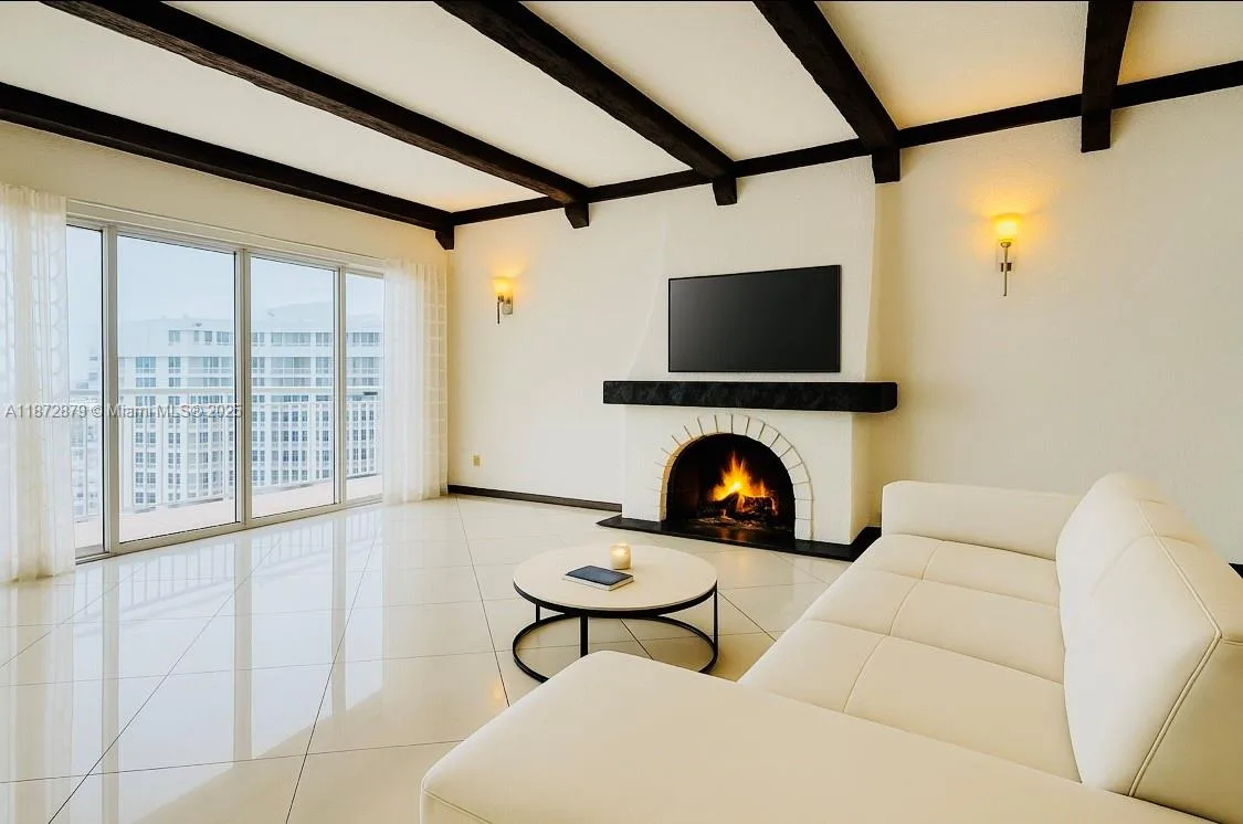 18071 Biscayne Blvd # PH04 & PH03, Aventura, FL 33160 photo 5