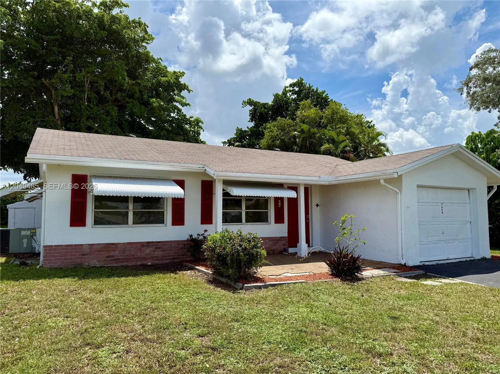 7008 NW 89th Ave, Tamarac, FL 33321