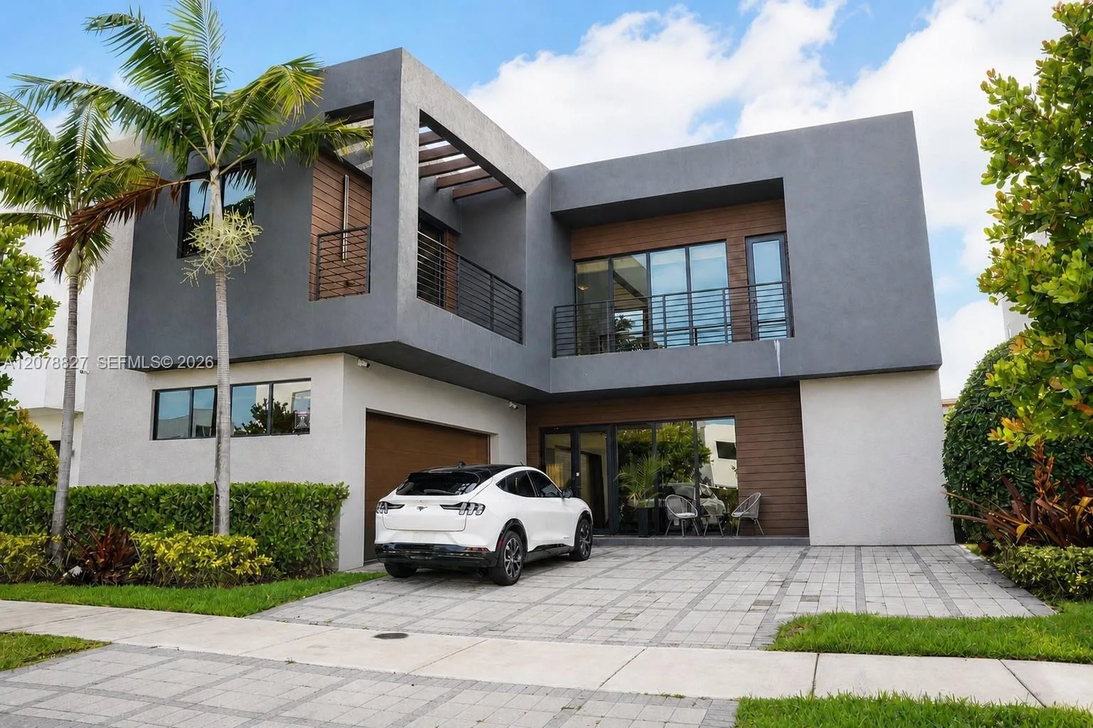 7560 NW 101st Ct # 7560, Doral, FL 33178