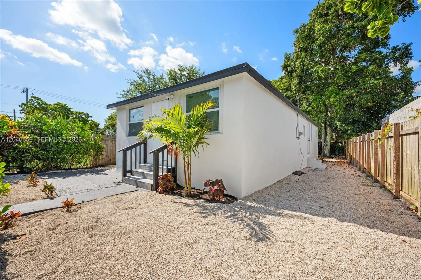 1820 NW 63rd St, Miami, FL 33147