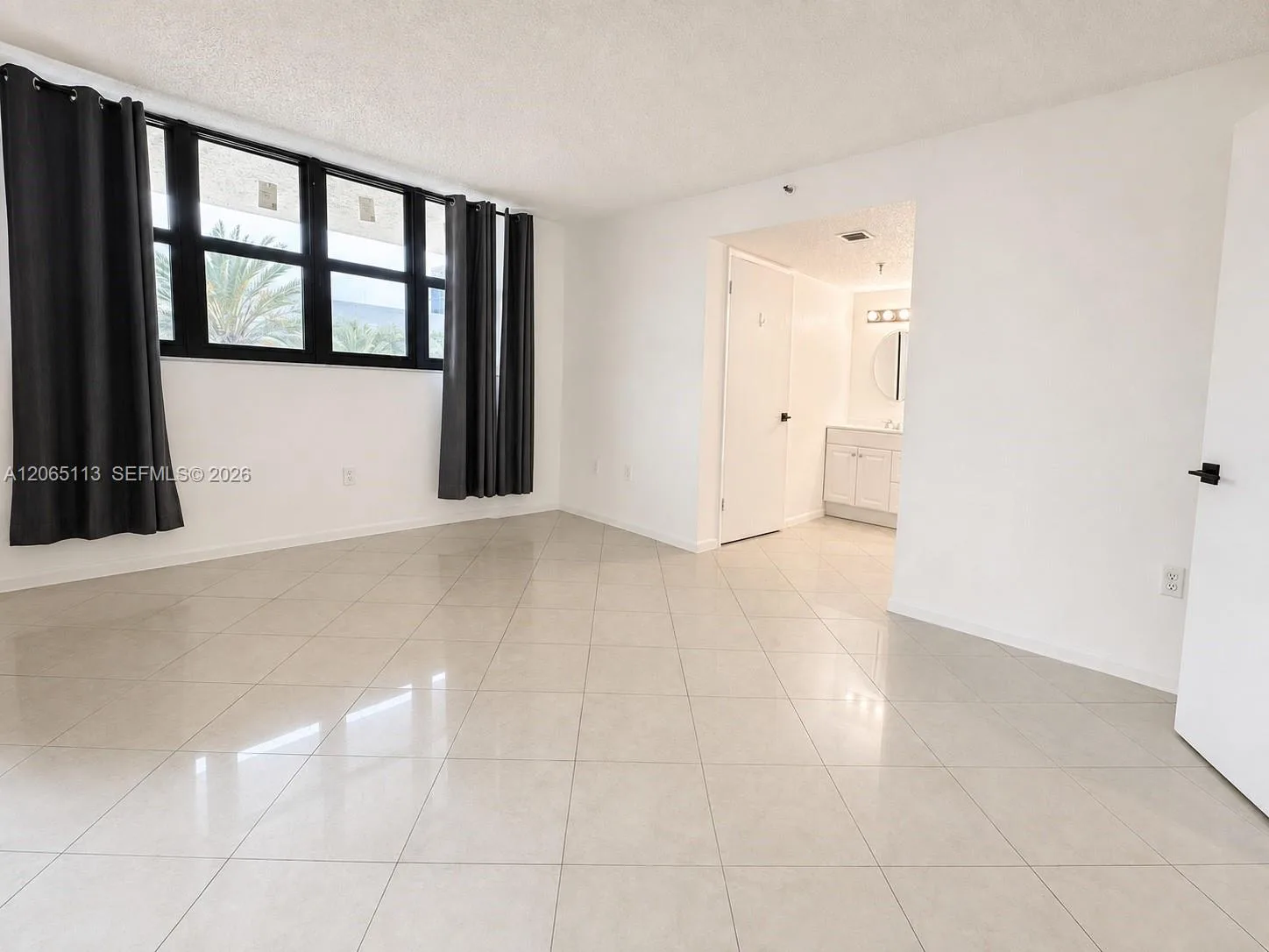 1621 Collins Ave # 402, Miami Beach, FL 33139 photo 8