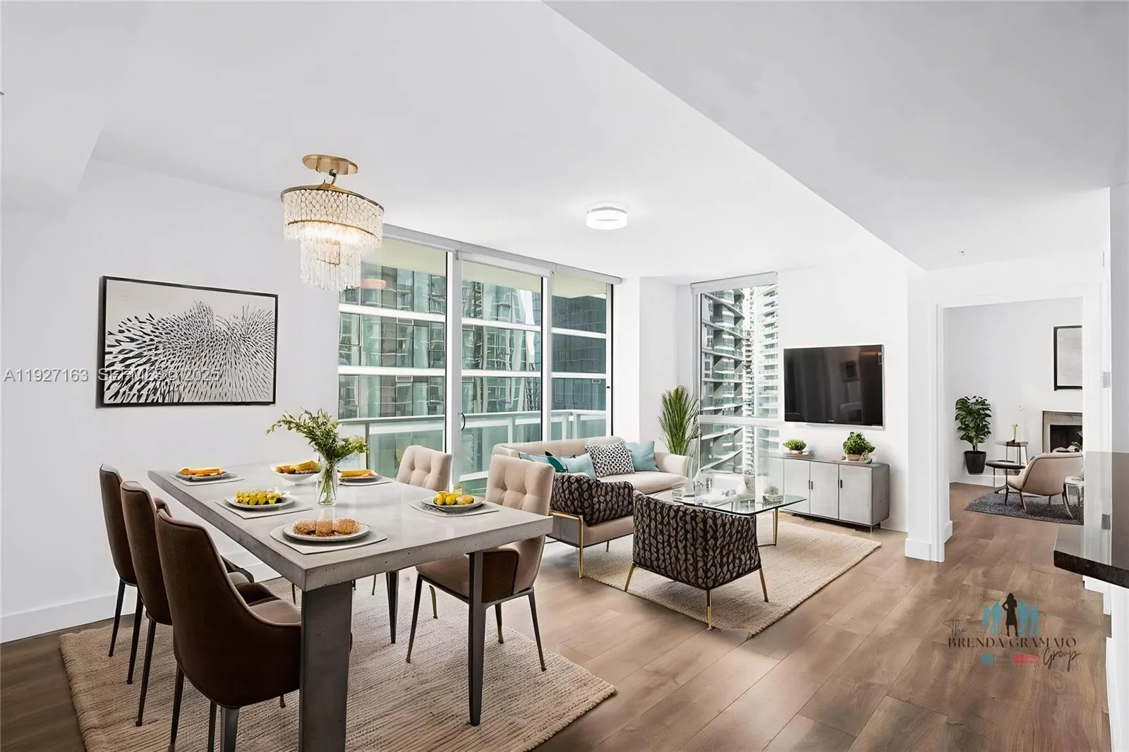 300 S Biscayne Blvd # T-2802, Miami, FL 33131