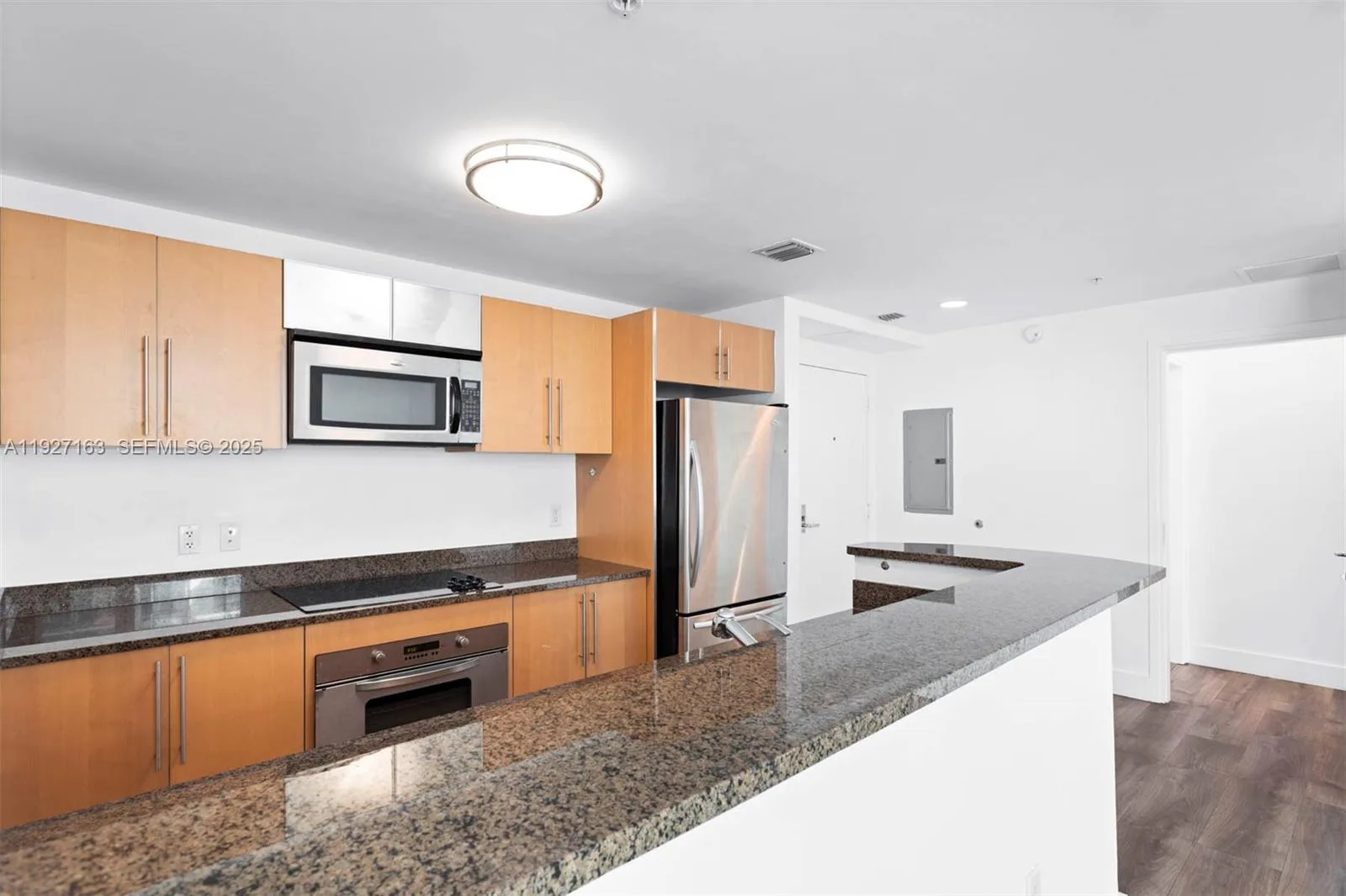 300 S Biscayne Blvd # T-2802, Miami, FL 33131 photo 10