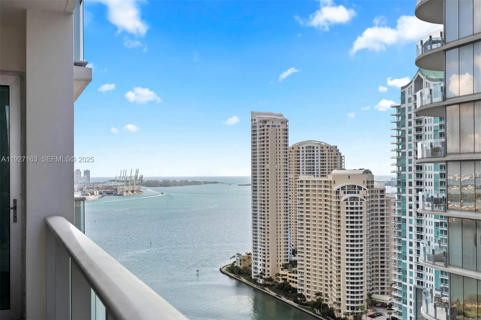 300 S Biscayne Blvd # T-2802, Miami, FL 33131 photo 13