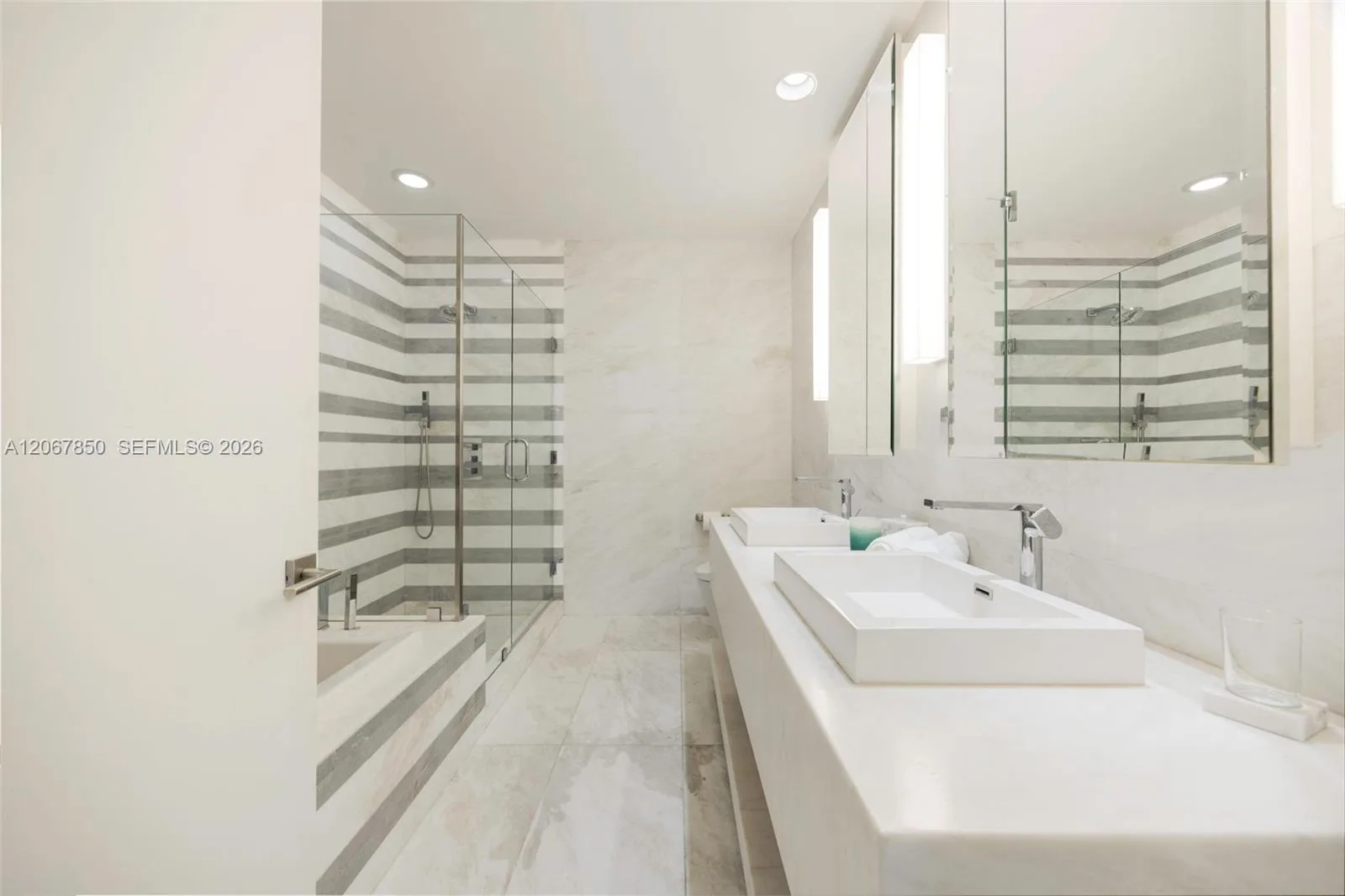 801 S Pointe Dr # 301, Miami Beach, FL 33139 photo 13