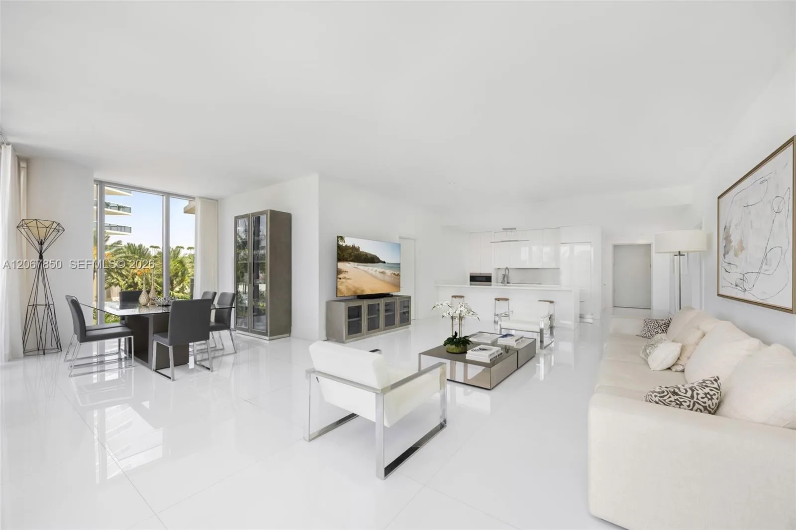 801 S Pointe Dr # 301, Miami Beach, FL 33139 photo 2