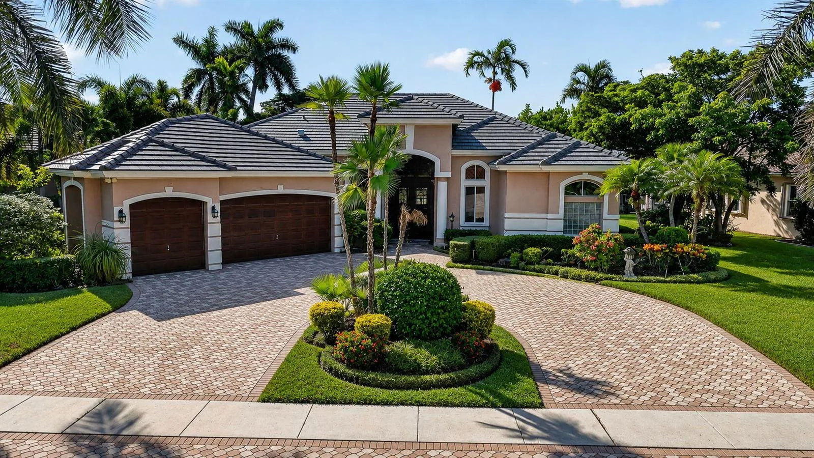 8100 Muirhead Circle, Boynton Beach, FL 33472