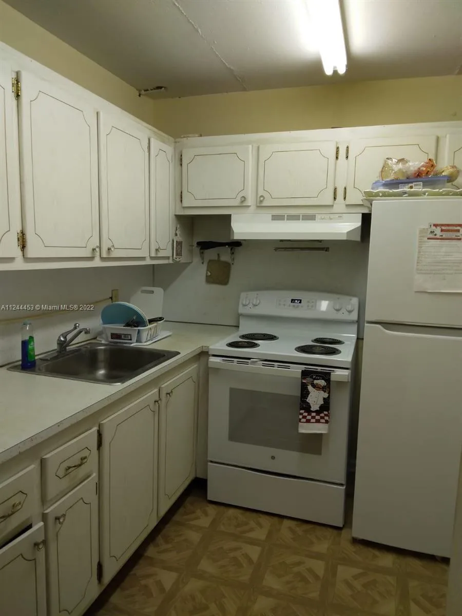 206 Sheffield I # 206, West Palm Beach, FL 33417 photo 5