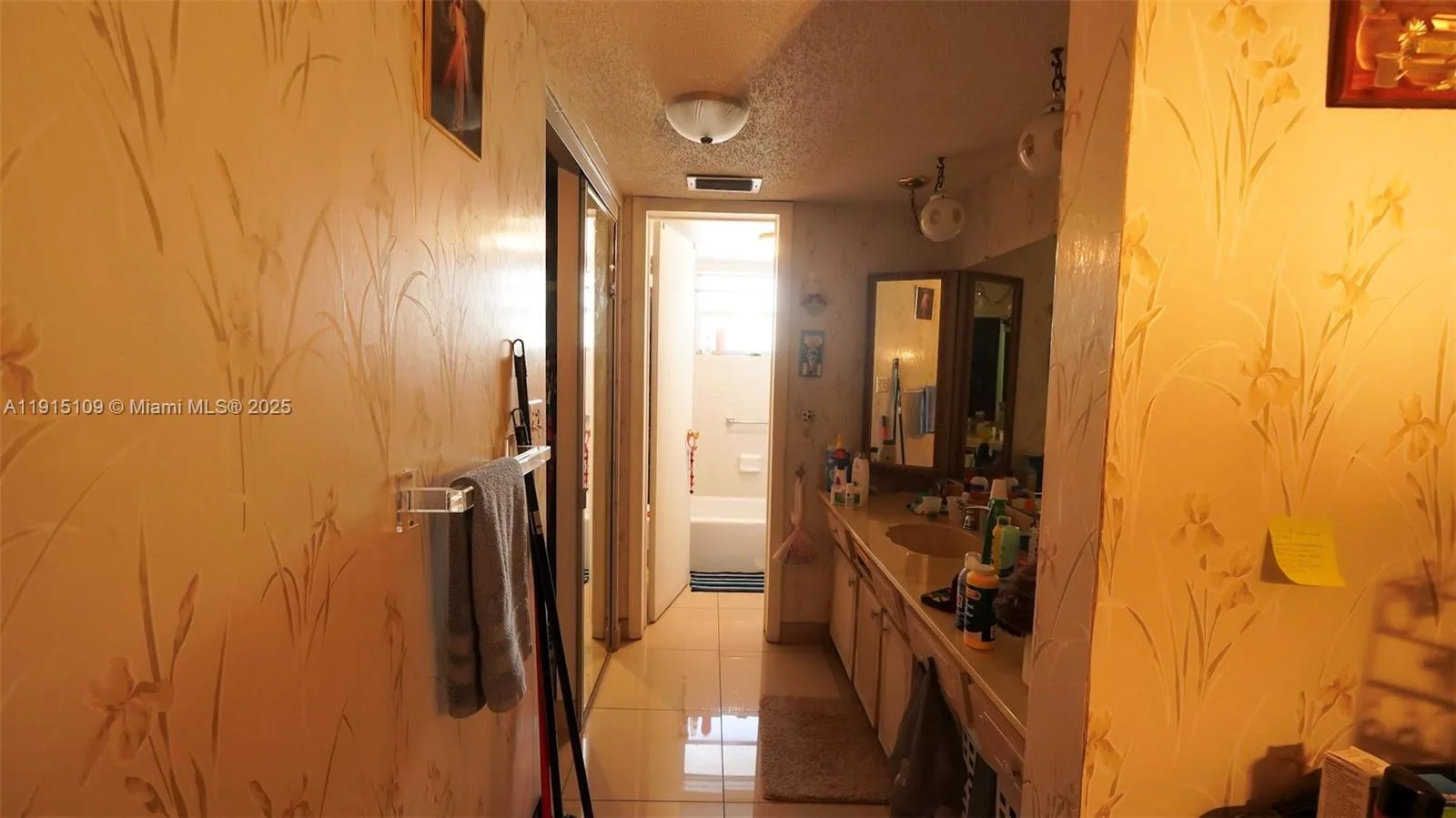 3940 NW 42nd Ave # 215, Lauderdale Lakes, FL 33319 photo 7
