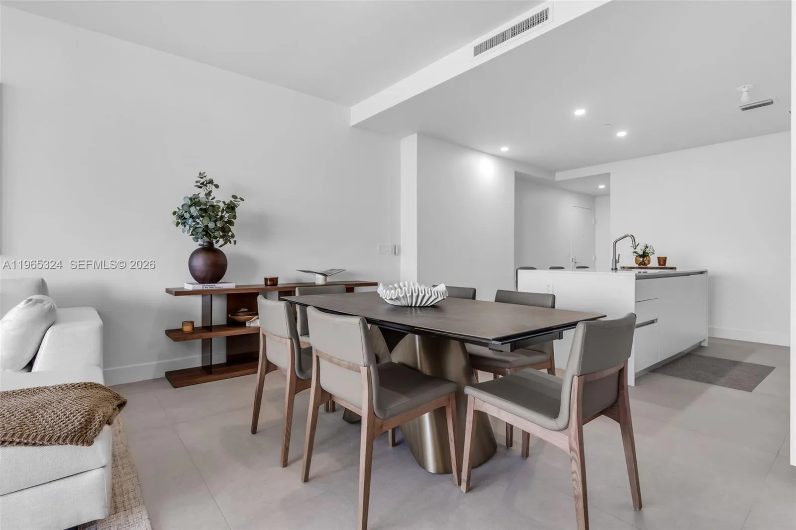700 NE 24th St # 1203, Miami, FL 33137 photo 8