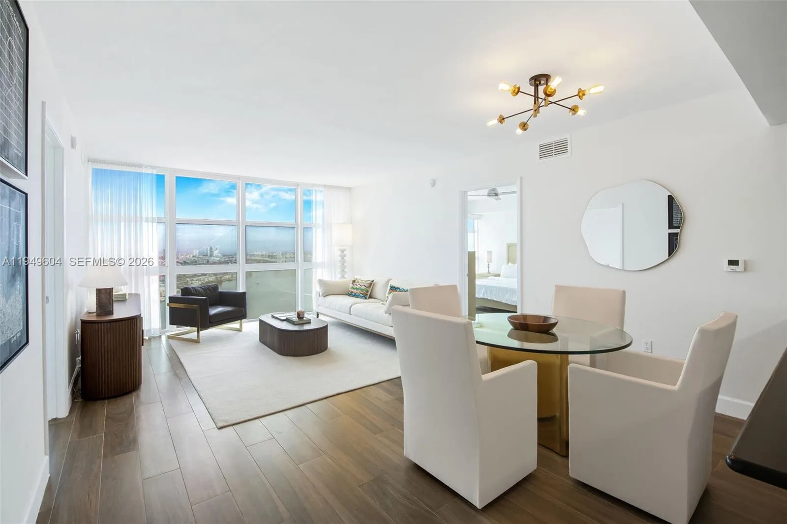 50 Biscayne Blvd # 3904, Miami, FL 33132