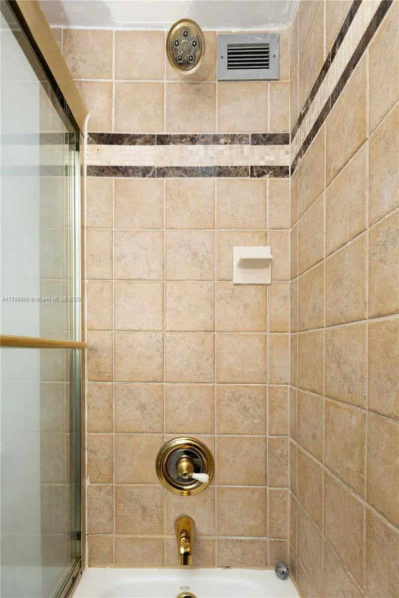2750 NE 183rd St # 511, Aventura, FL 33160 photo 13