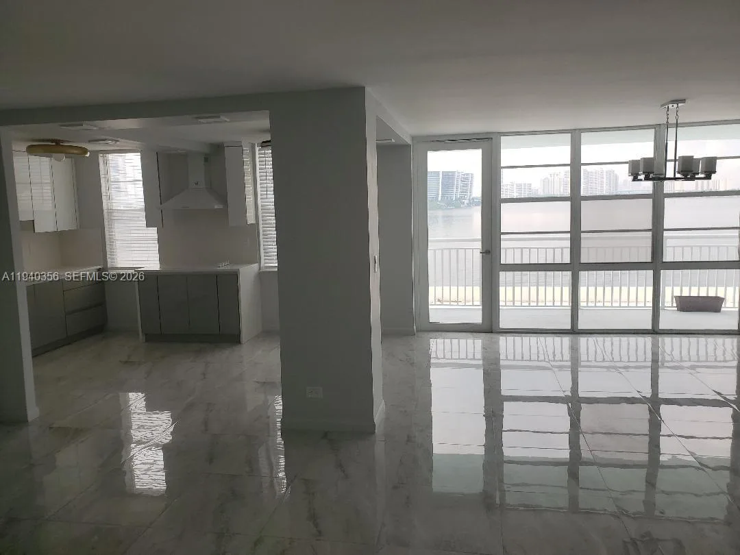 301 174th St # 514, Sunny Isles Beach, FL 33160 photo 11