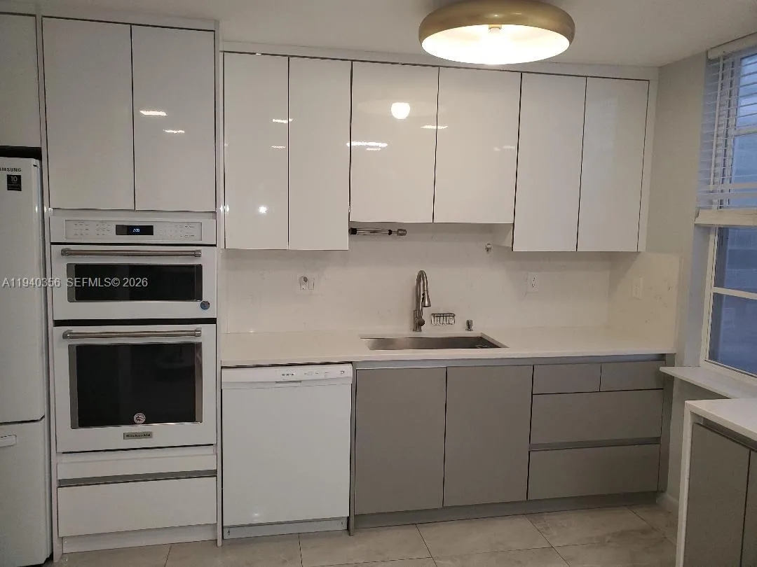 301 174th St # 514, Sunny Isles Beach, FL 33160 photo 9