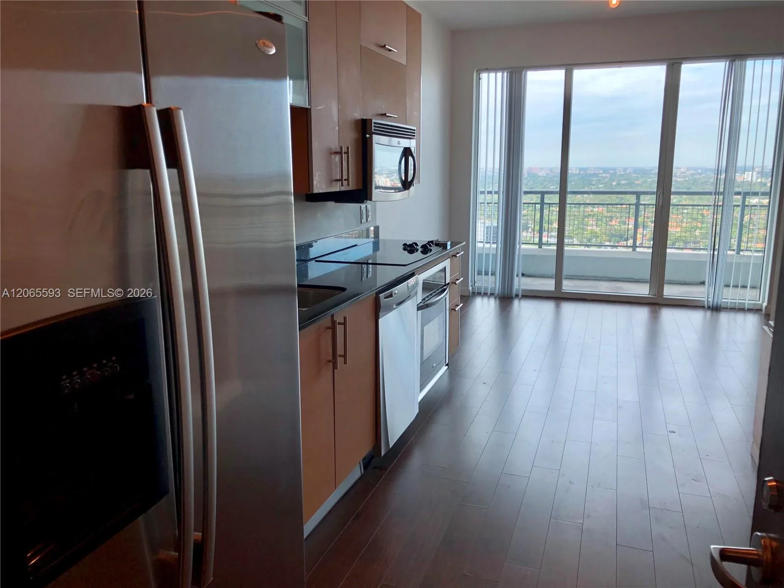 60 SW 13th St # 2519, Miami, FL 33130 photo 2