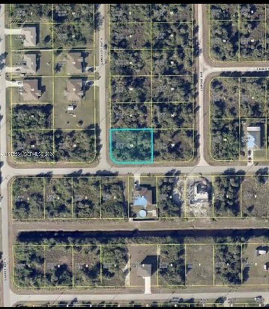 327 LANCELOT AVE, Lehigh Acres, FL 33974 photo 5
