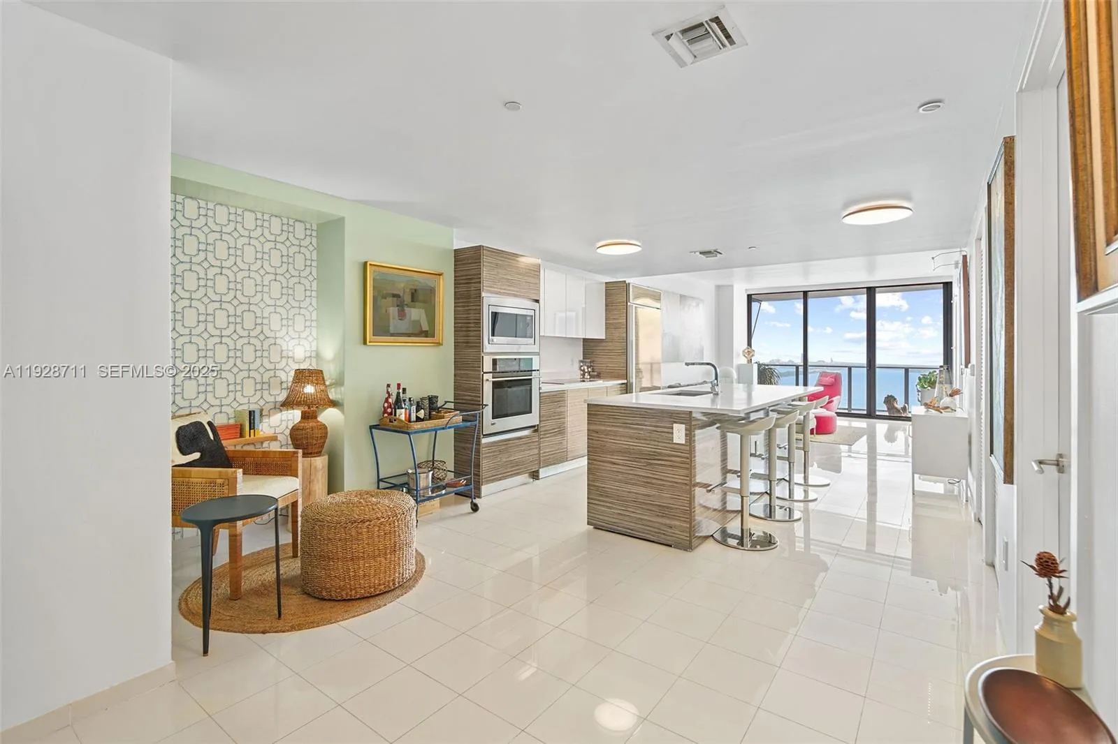 460 NE 28th St # 3904, Miami, FL 33137