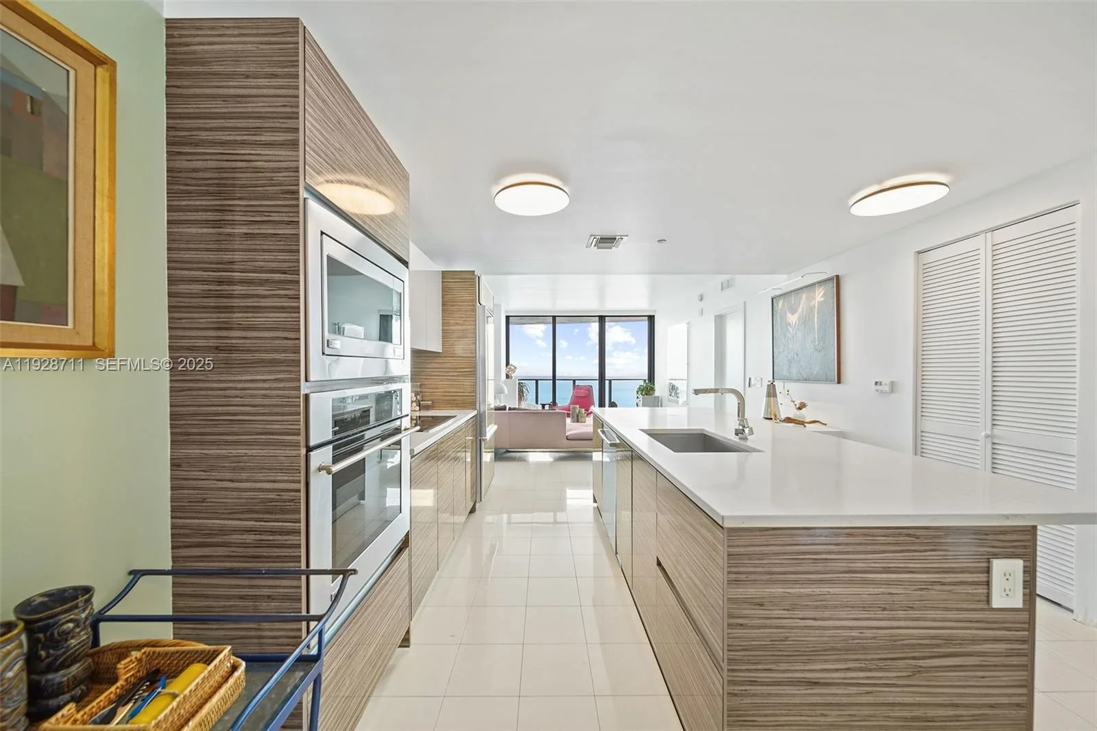 460 NE 28th St # 3904, Miami, FL 33137 photo 5
