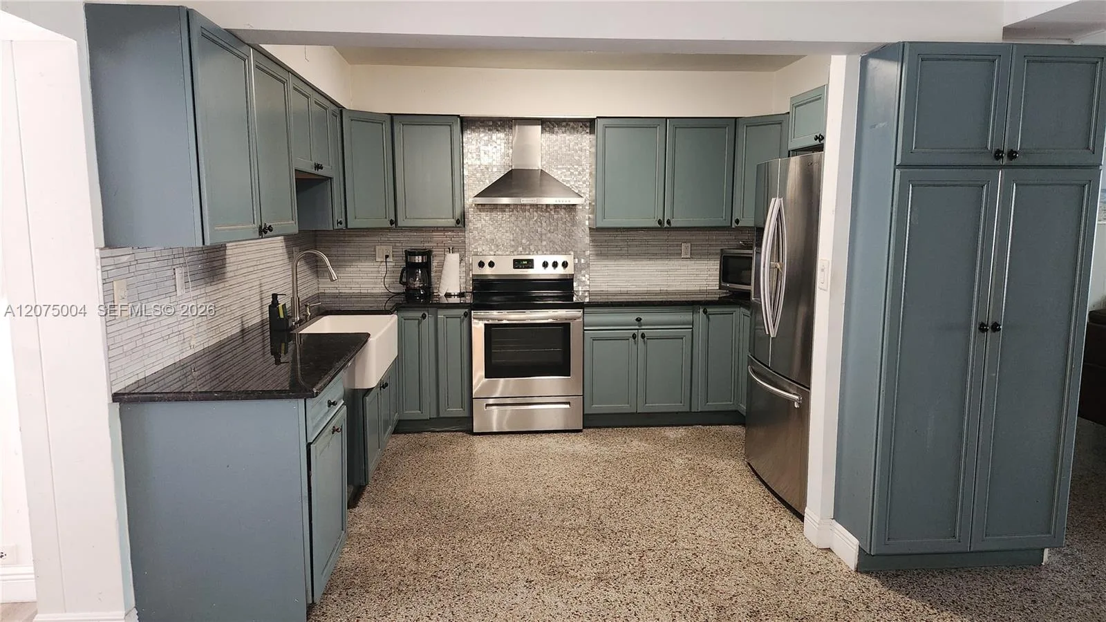 482 NE 8th Ave # 482, Deerfield Beach, FL 33441 photo 3
