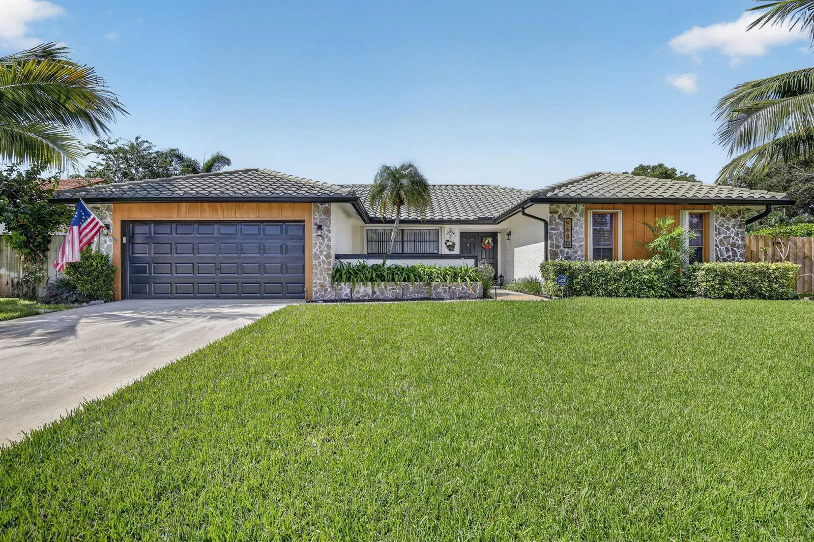 9680 NW 10th Court, Plantation, FL 33322