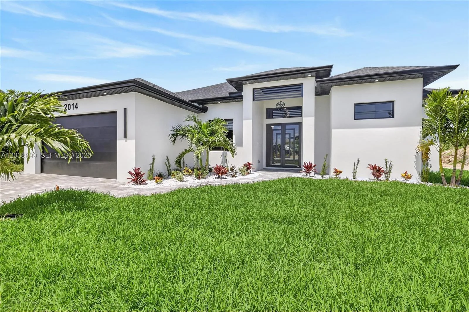 2014 SW 8th PL, Cape Coral, FL 33991