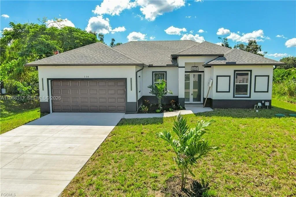 114 PRESTON ST, Lehigh Acres, FL 33974