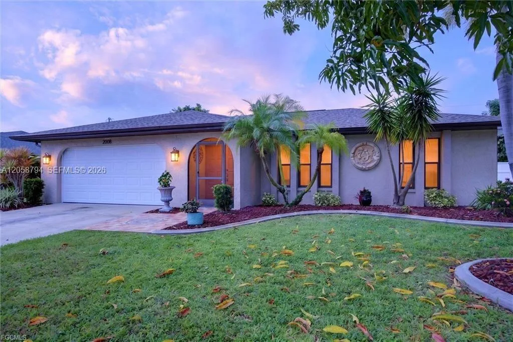 2008 SE 8th Ter, Cape Coral, FL 33990