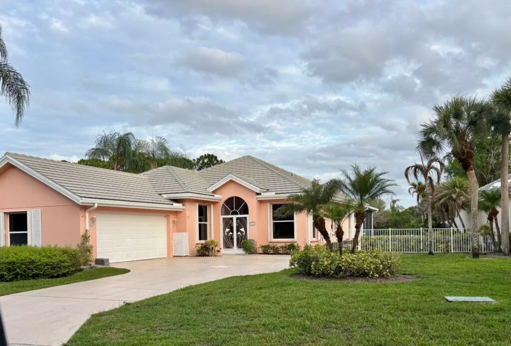 5018 SE Heartleaf Terrace, Hobe Sound, FL 33455