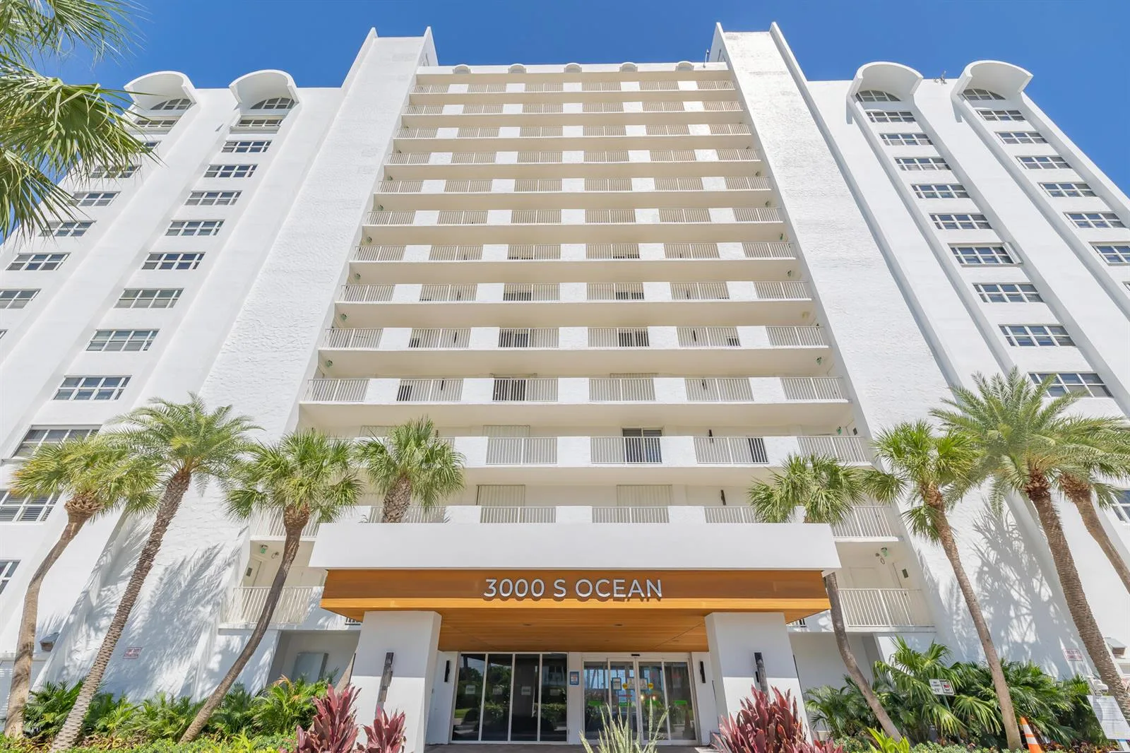 3000 S Ocean Boulevard # 204, Boca Raton, FL 33432