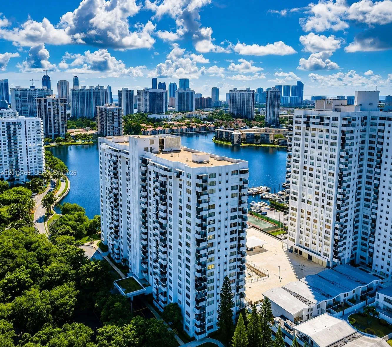 2780 NE 183rd St # 710, Aventura, FL 33160