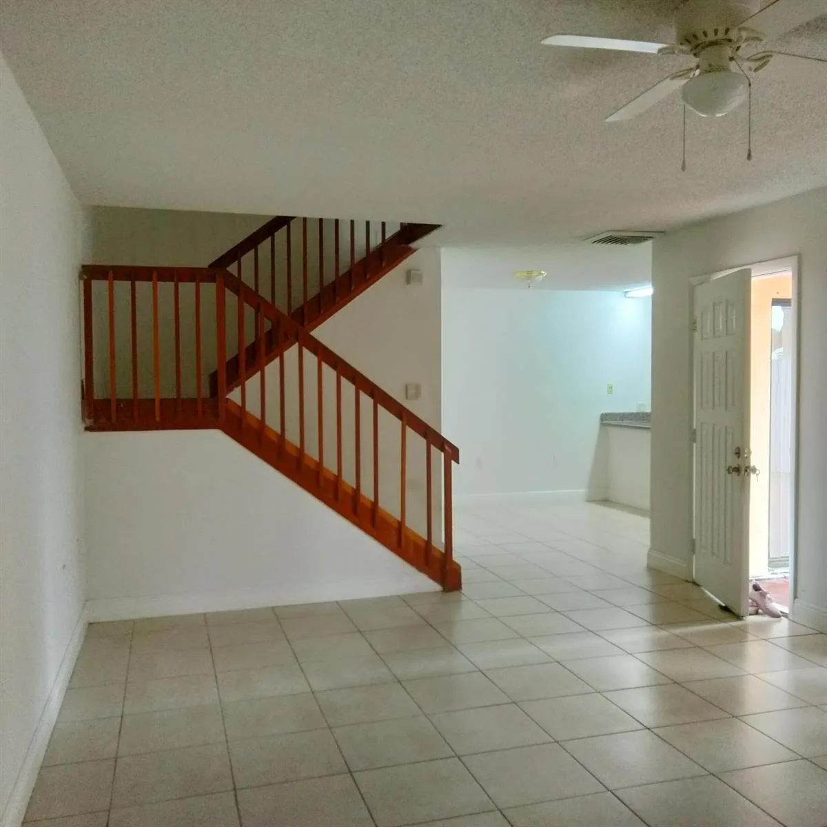 729 Mill Valley Place, West Palm Beach, FL 33409 photo 2