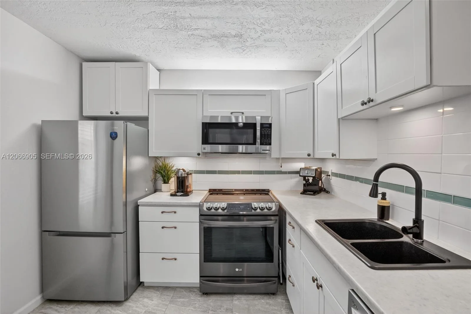2801 Somerset Dr # 205, Lauderdale Lakes, FL 33311 photo 10